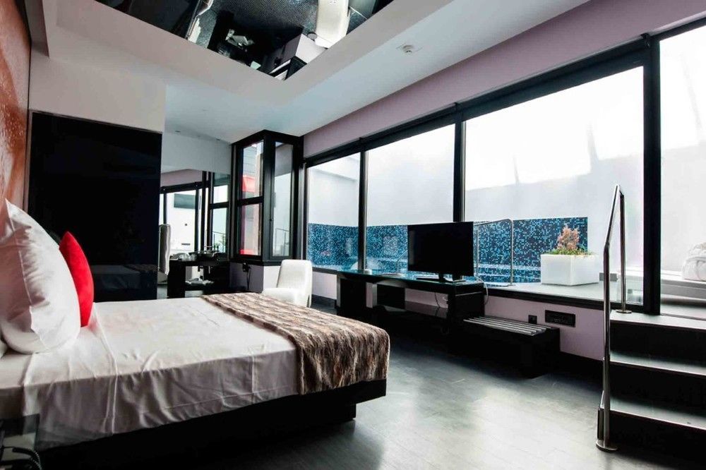 Hotel Loob Madrid (Adults Only) Торрехон-де-Ардос Екстер'єр фото