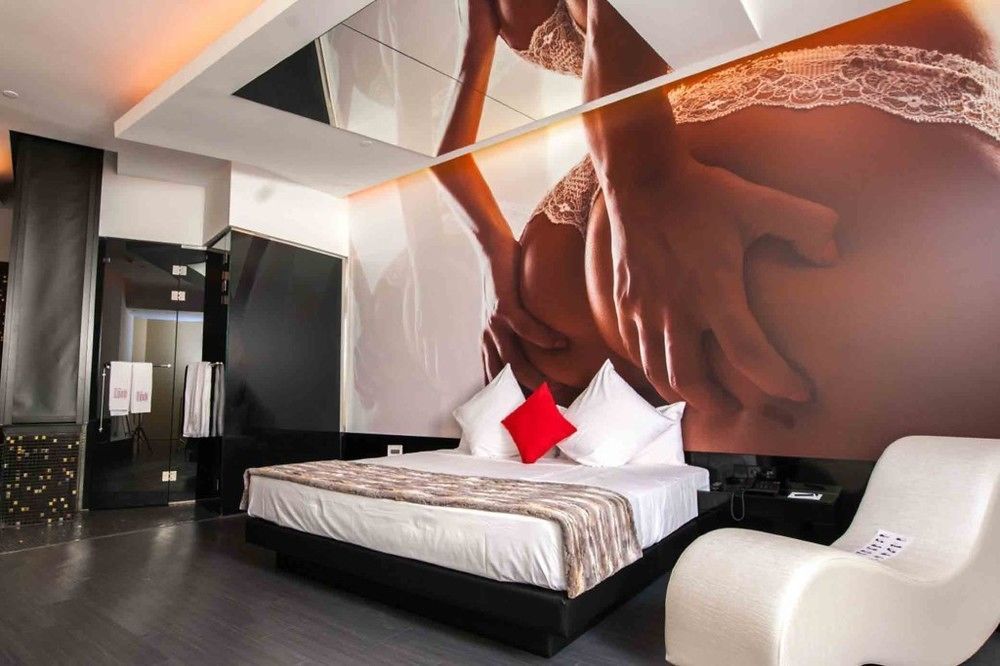 Hotel Loob Madrid (Adults Only) Торрехон-де-Ардос Екстер'єр фото
